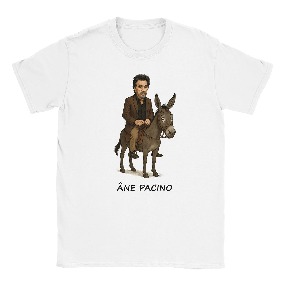 T-shirt femme « Âne Pacino » : un personnage au style sérieux, installé sur le dos d'un âne à l'expression étonnée.